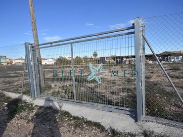Terreno rústico en venta en Carrer de Grifo Escuelas