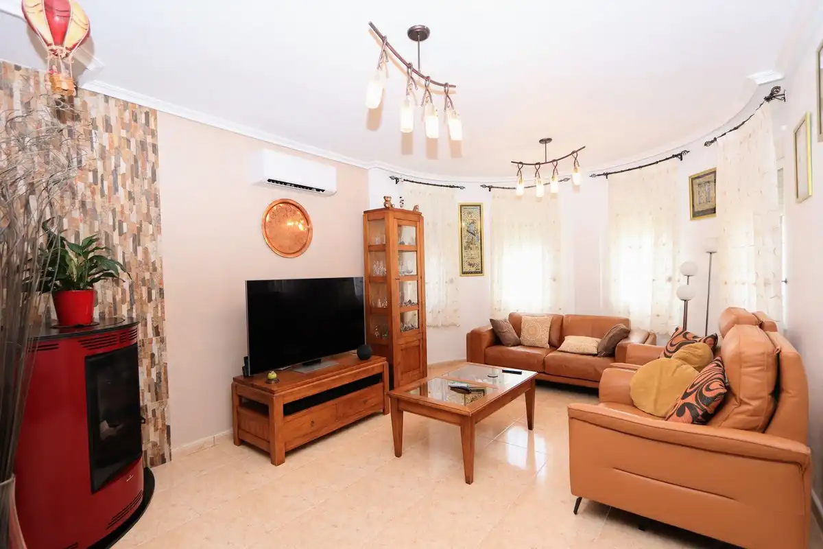 Sala d'estar de Casa o xalet en venda en Murcia amb Aire condicionat, Jardí privat i Terrassa