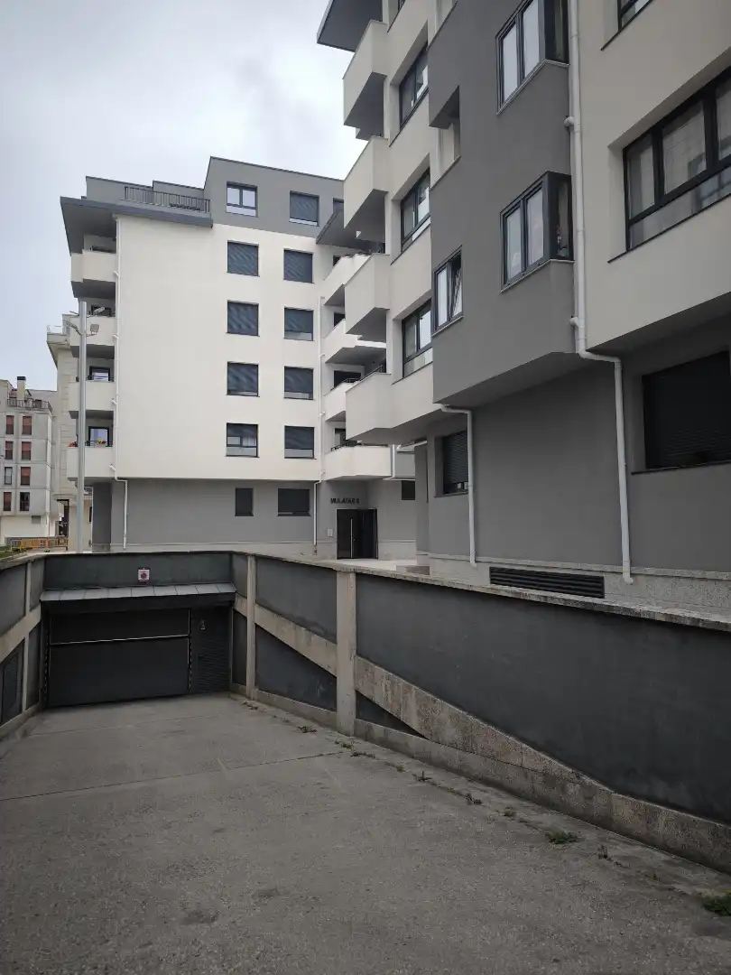 Vista exterior de Piso en venta en Vilagarcía de Arousa con Calefacción, Terraza y Trastero
