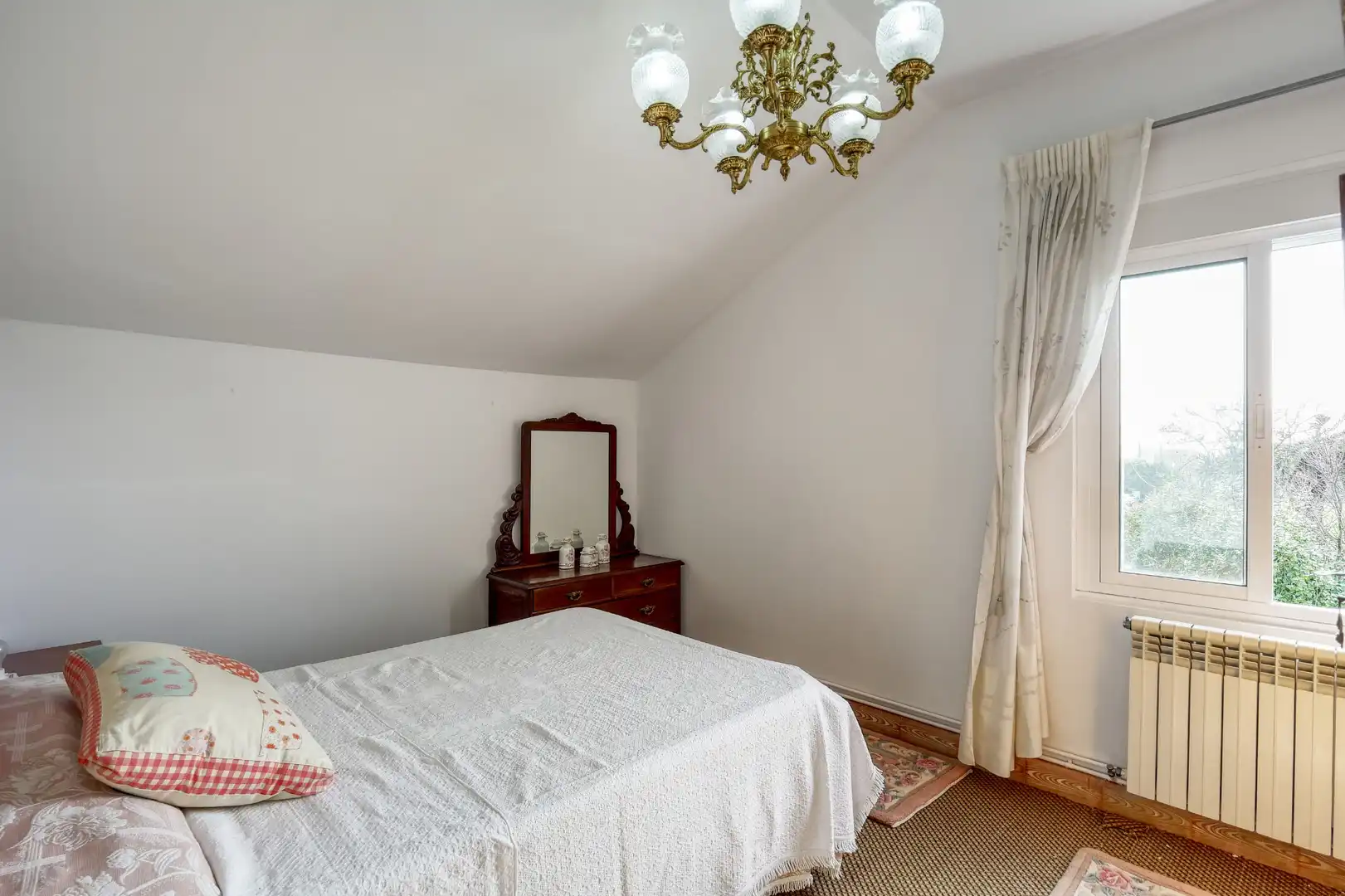 Habitación de Casa o chalet en venta en Mugardos con Calefacción, Jardín privado y Terraza