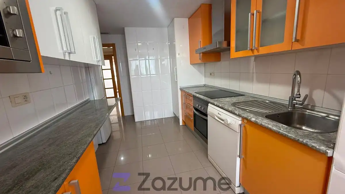 Küche von Wohnung zur Miete in Murcia mit Klimaanlage, Heizung und Terrasse