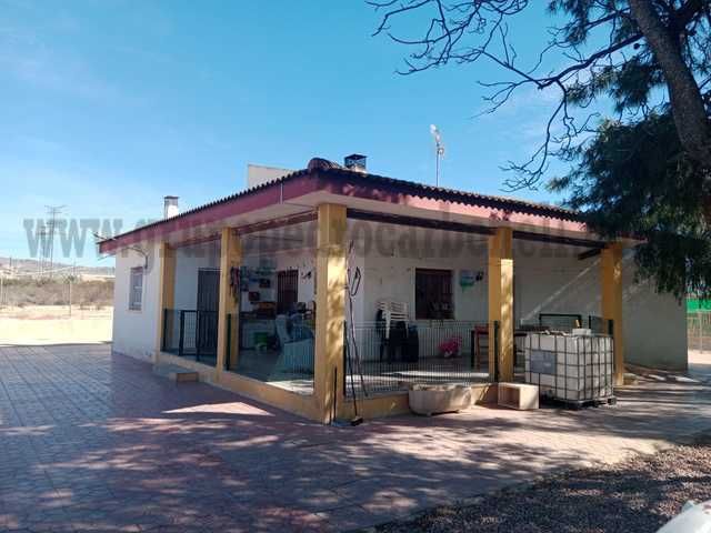 Vista exterior de Casa o xalet en venda en Crevillent