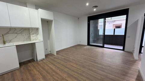 Foto 2 de Piso de alquiler en Font Verda, Granollers