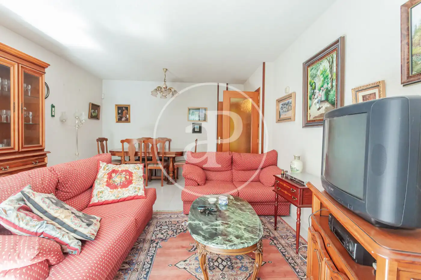 Sala d'estar de Casa adosada en venda en Navacerrada, Madrid