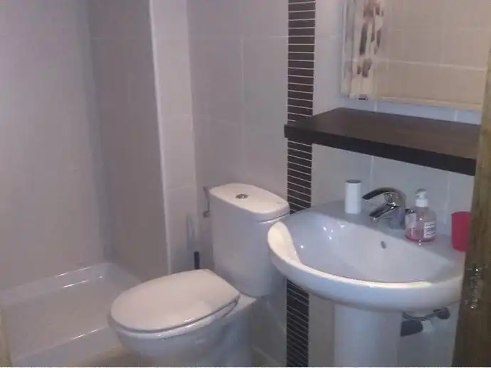 Baño de Planta baja de alquiler en Cuevas del Almanzora con Aire acondicionado, Terraza y Amueblado