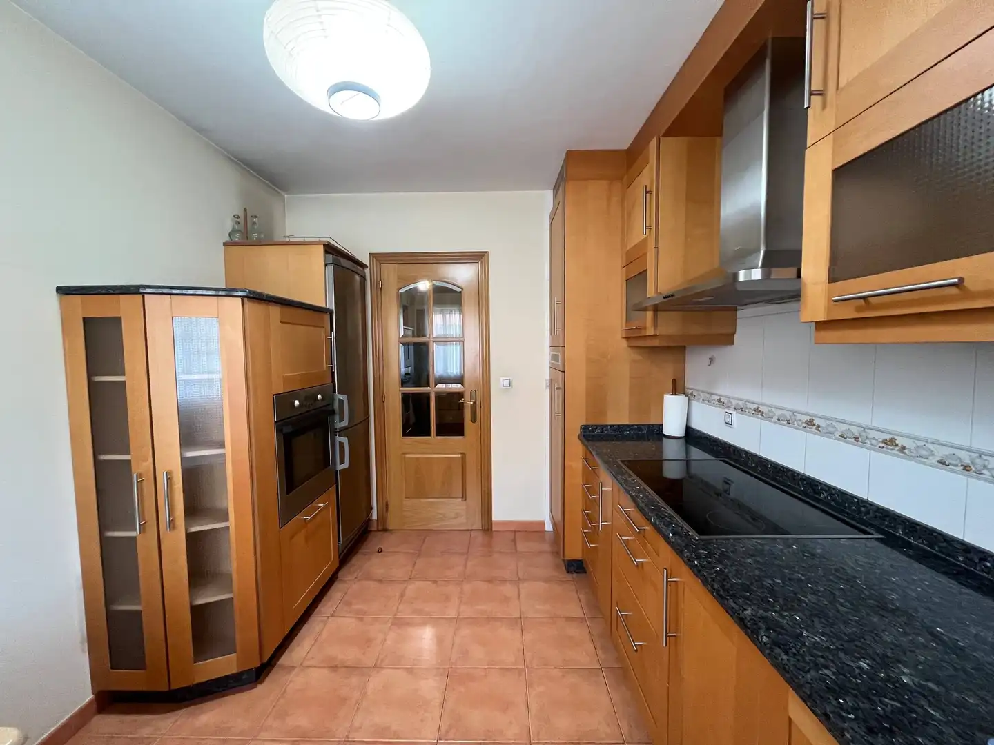 Cocina de Piso de alquiler en Santiago de Compostela  con Calefacción, Trastero y Amueblado