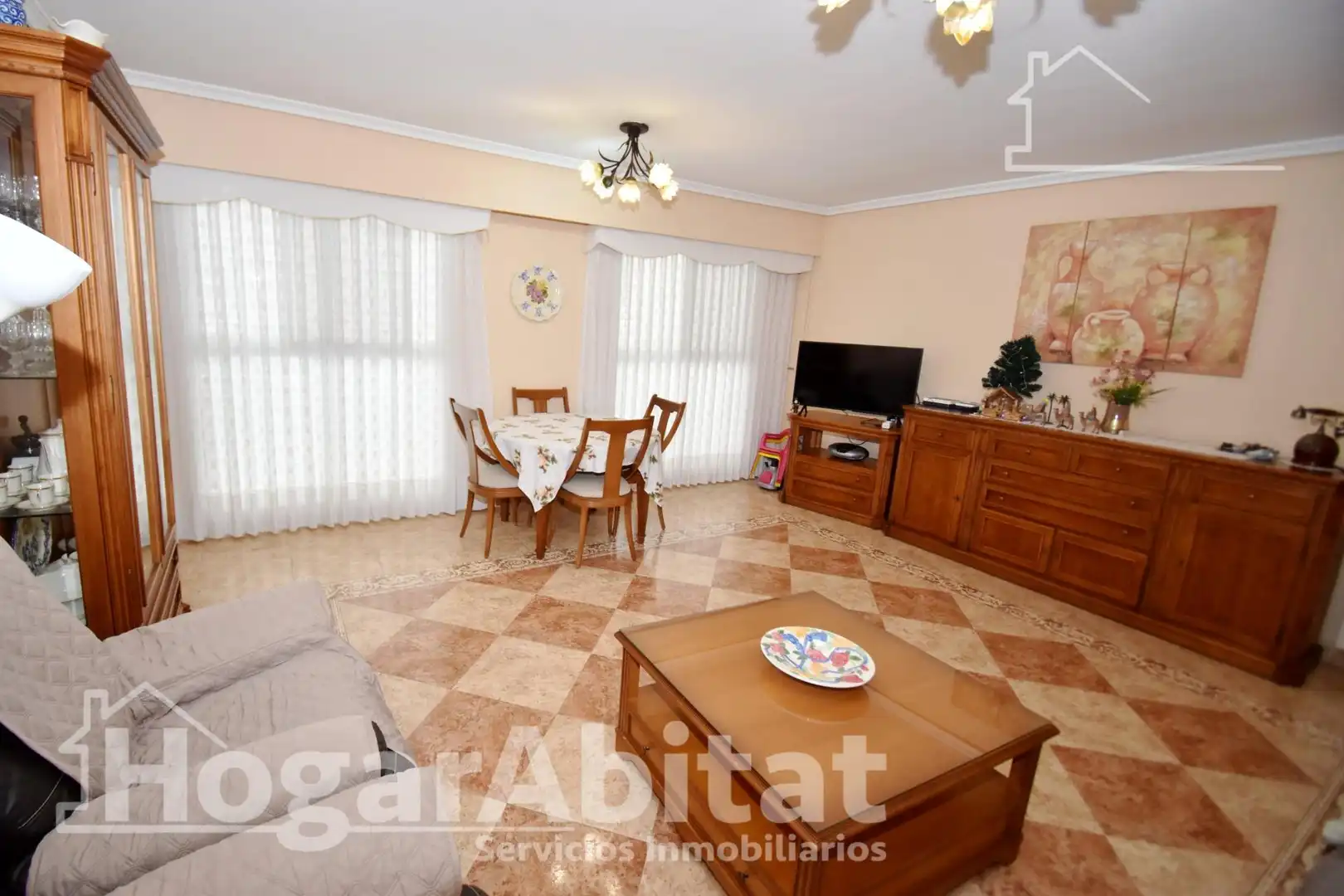 Sala d'estar de Casa adosada en venda en Vila-real amb Aire condicionat, Calefacció i Terrassa