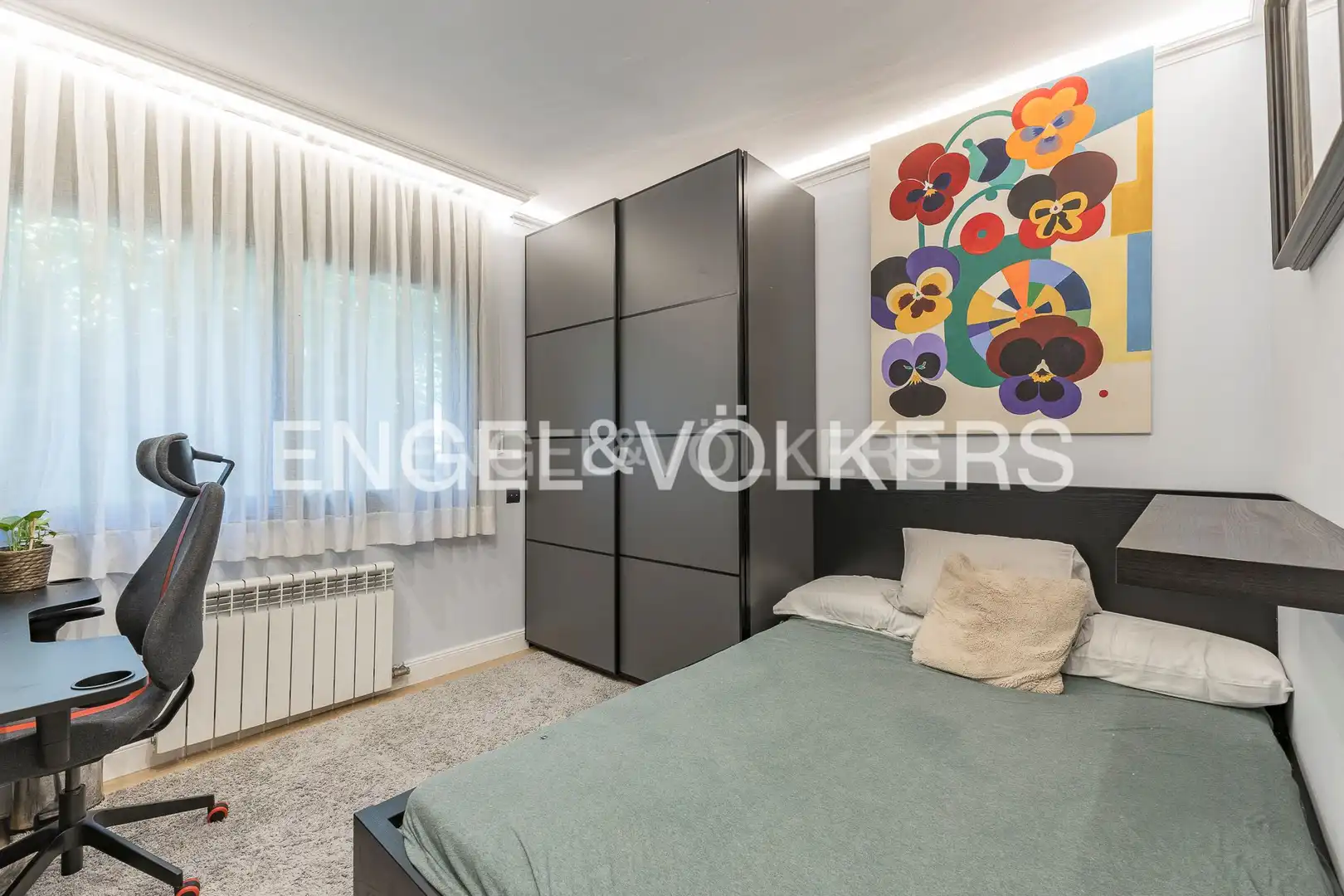 Bedroom of Houses for sale in Castelldefels  with Air Conditioner, Heating and Private garden