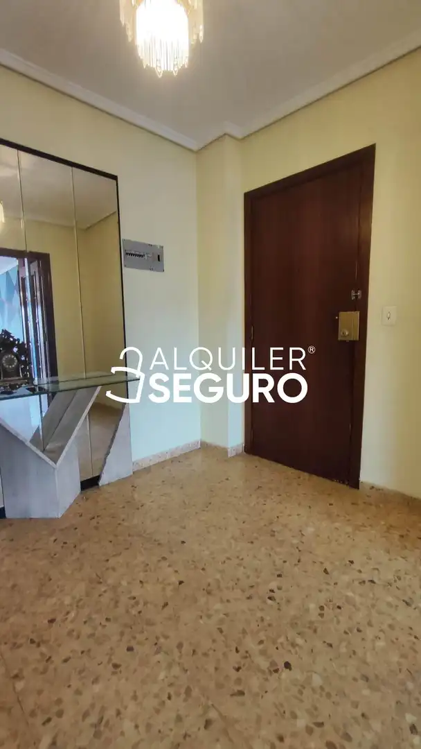 Wohnung zur Miete in Campanar , Barrio de Campanar
