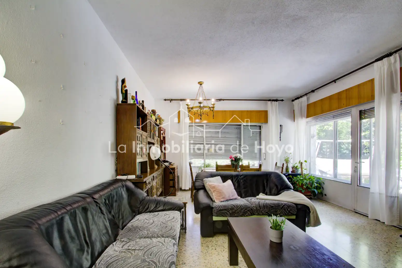 Sala de estar de Casa o chalet en venta en Hoyo de Manzanares con Calefacción, Jardín privado y Terraza