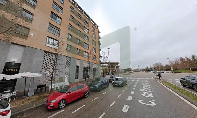Local comercial en Venta en De Puente La Reina, 25 en Las Tablas