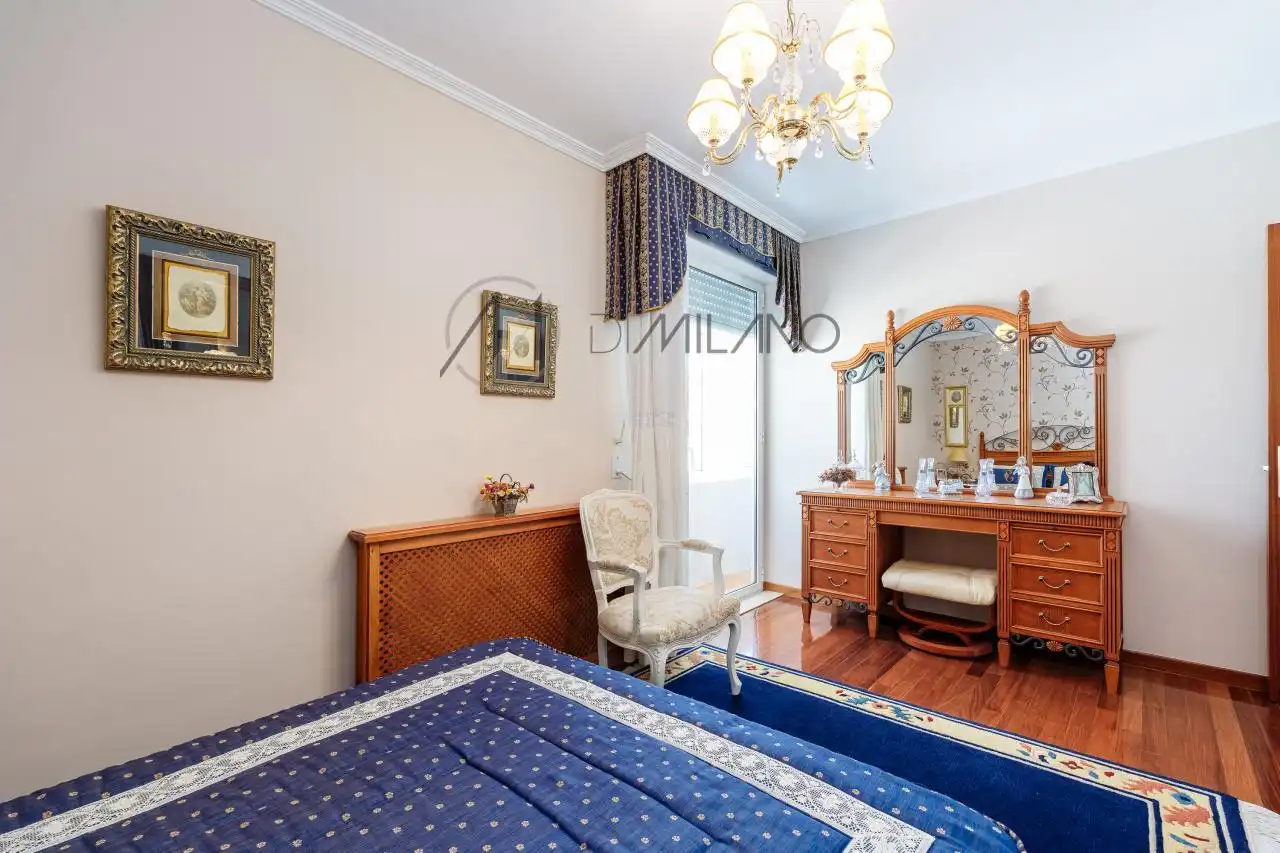 Habitación de Casa adosada en venta en Vigo  con Calefacción, Jardín privado y Parquet