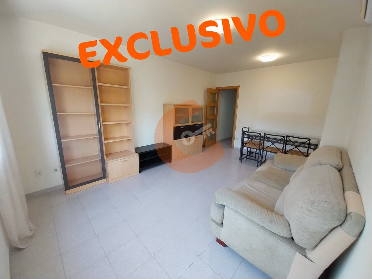 Sala d'estar de Pis en venda en El Vendrell amb Aire condicionat i Balcó