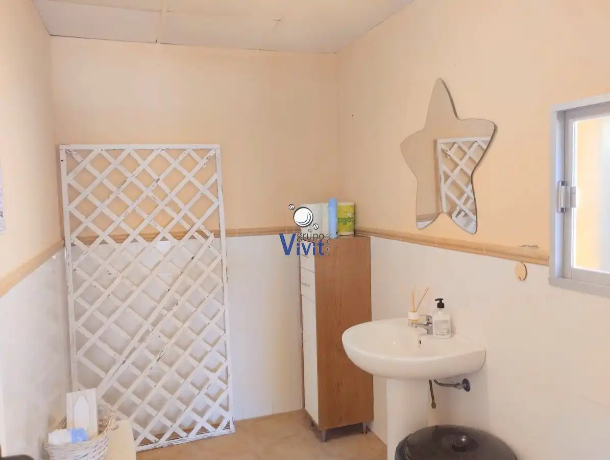 Baño de Casa o chalet en venta en Carmona con Aire acondicionado, Jardín privado y Trastero