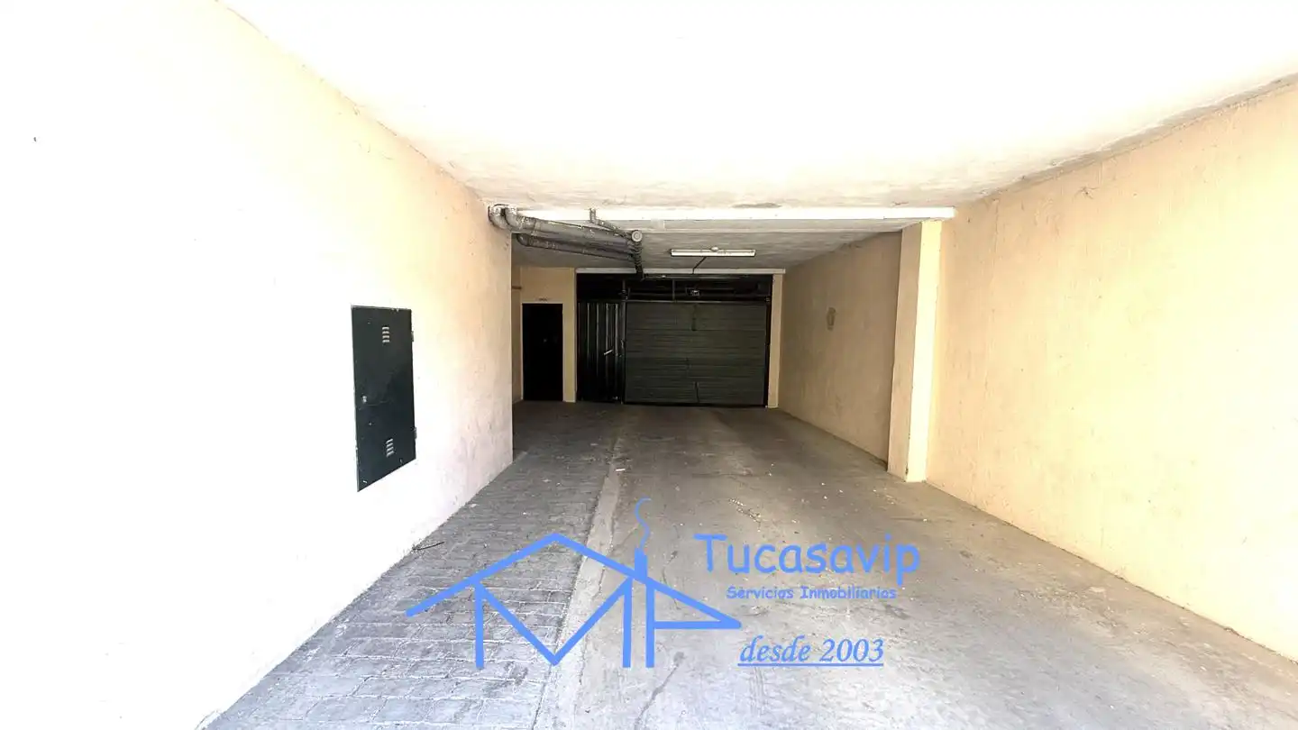 Parking de Dúplex en venta en El Hoyo de Pinares  con Calefacción y Amueblado