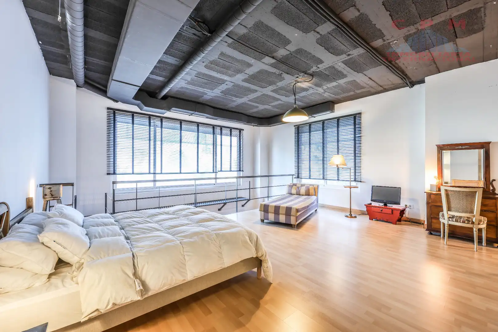 Bedroom of Flat for rent in Alcobendas  with Air Conditioner, Heating and Furnished