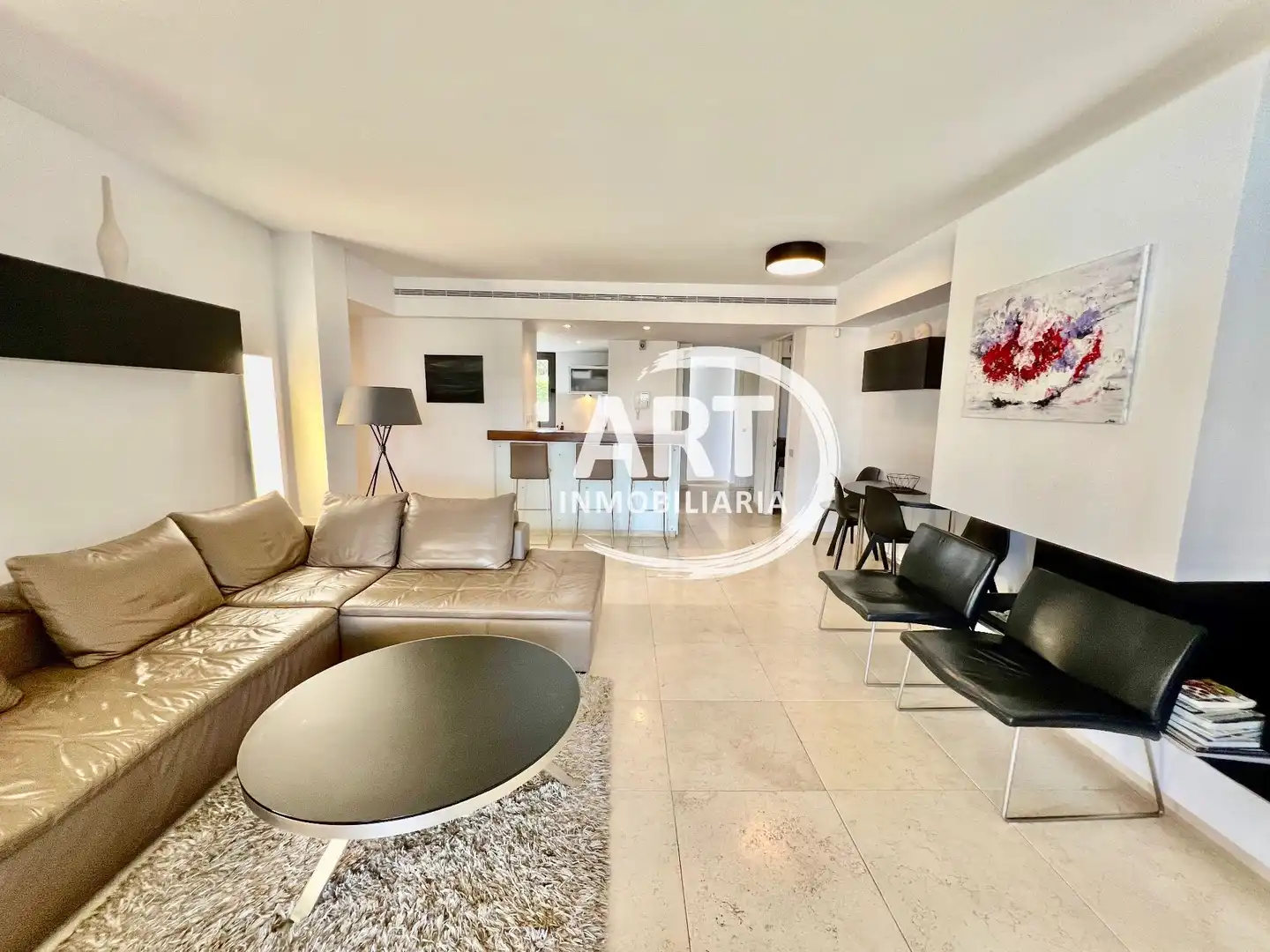 Vista exterior de Apartament en venda en Benahavís amb Aire condicionat, Calefacció i Jardí privat