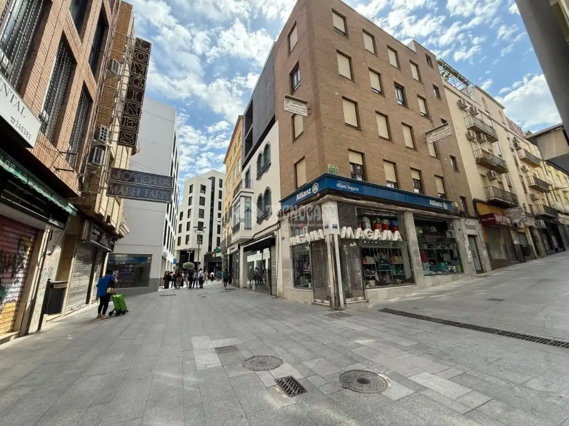 Piso con terraza en venta en San Bartolomé - Millán de Priego