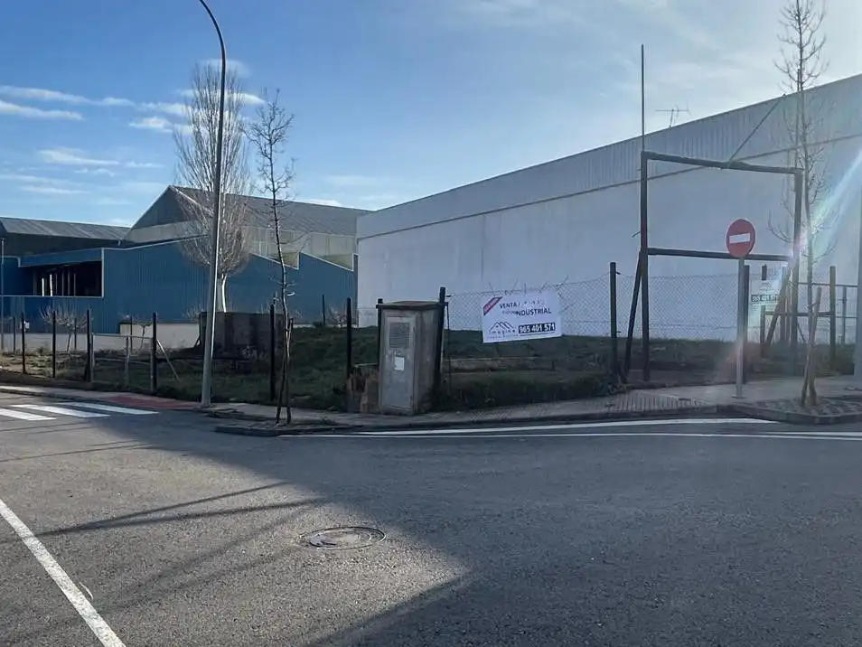 Vista exterior de Terreno industrial en venta en Muro de Alcoy
