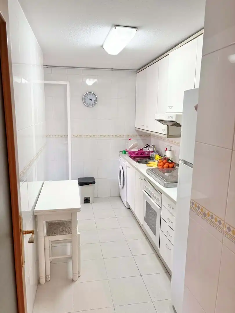 Cocina de Piso en venta en Alicante / Alacant con Aire acondicionado, Trastero y Piscina
