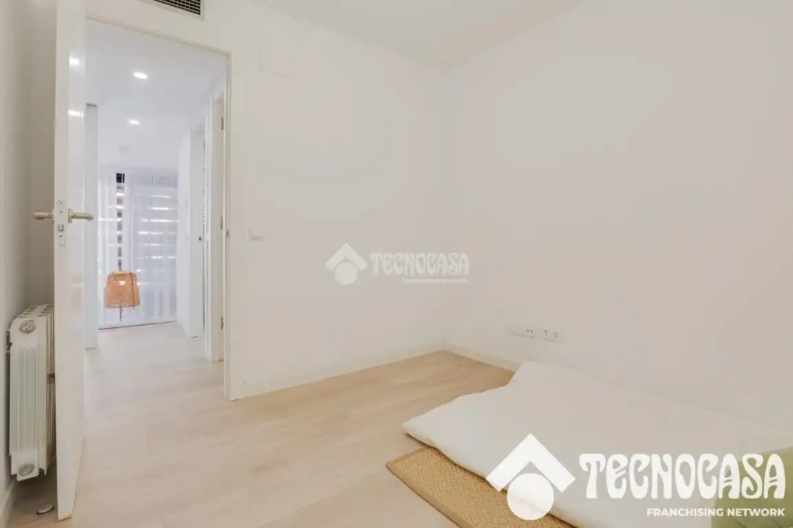 Dormitori de Pis en venda en Barcelona amb Aire condicionat i Parquet