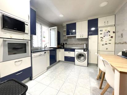 Kitchen of Flat for sale in Bilbao   with Terrace