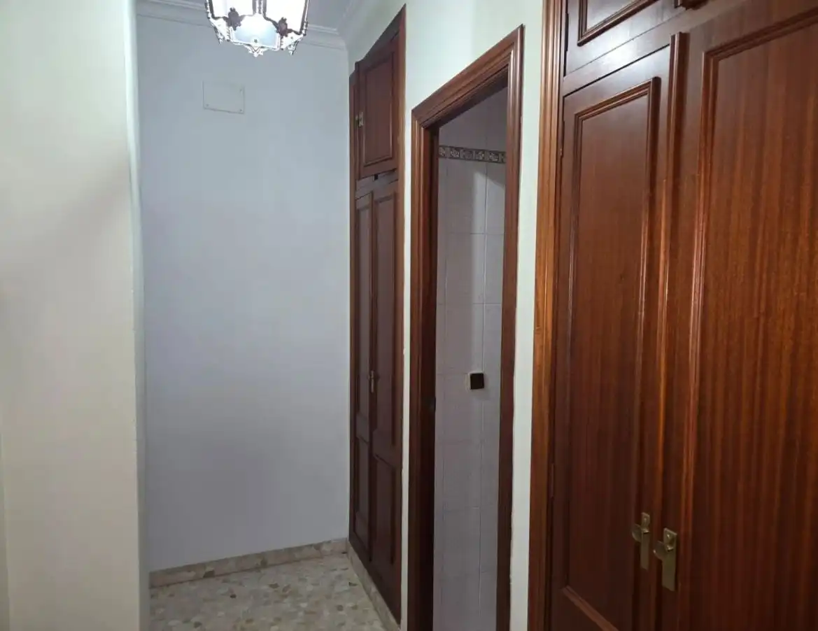 Casa adosada en venda en Mairena del Aljarafe amb Aire condicionat, Terrassa i Moblat