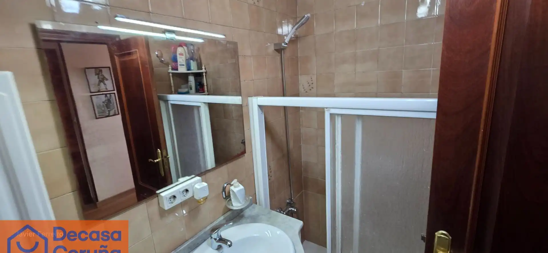 Baño de Piso en venta en Sada (A Coruña) con Calefacción, Trastero y Alarma