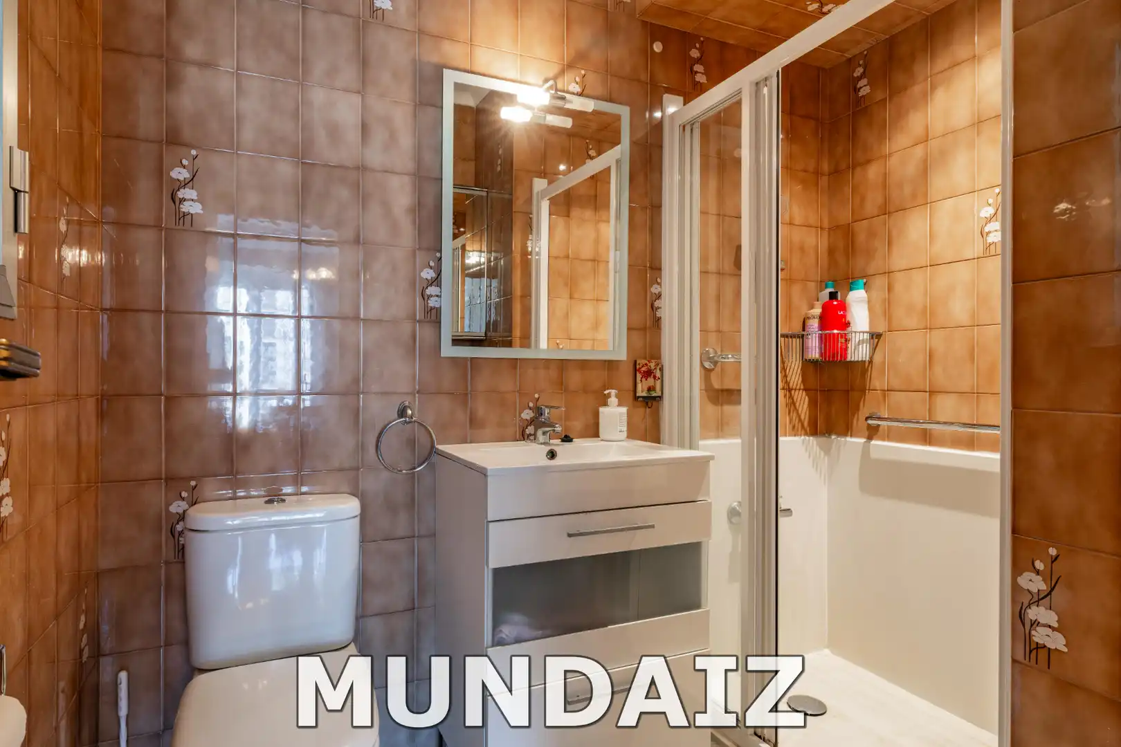 Baño de Piso en venta en Donostia - San Sebastián  con Calefacción, Amueblado y Horno