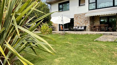 Foto 2 de Casa o xalet de lloguer a Rúa Baixada Á Praia de Menduíña, 52, Aldán, Pontevedra