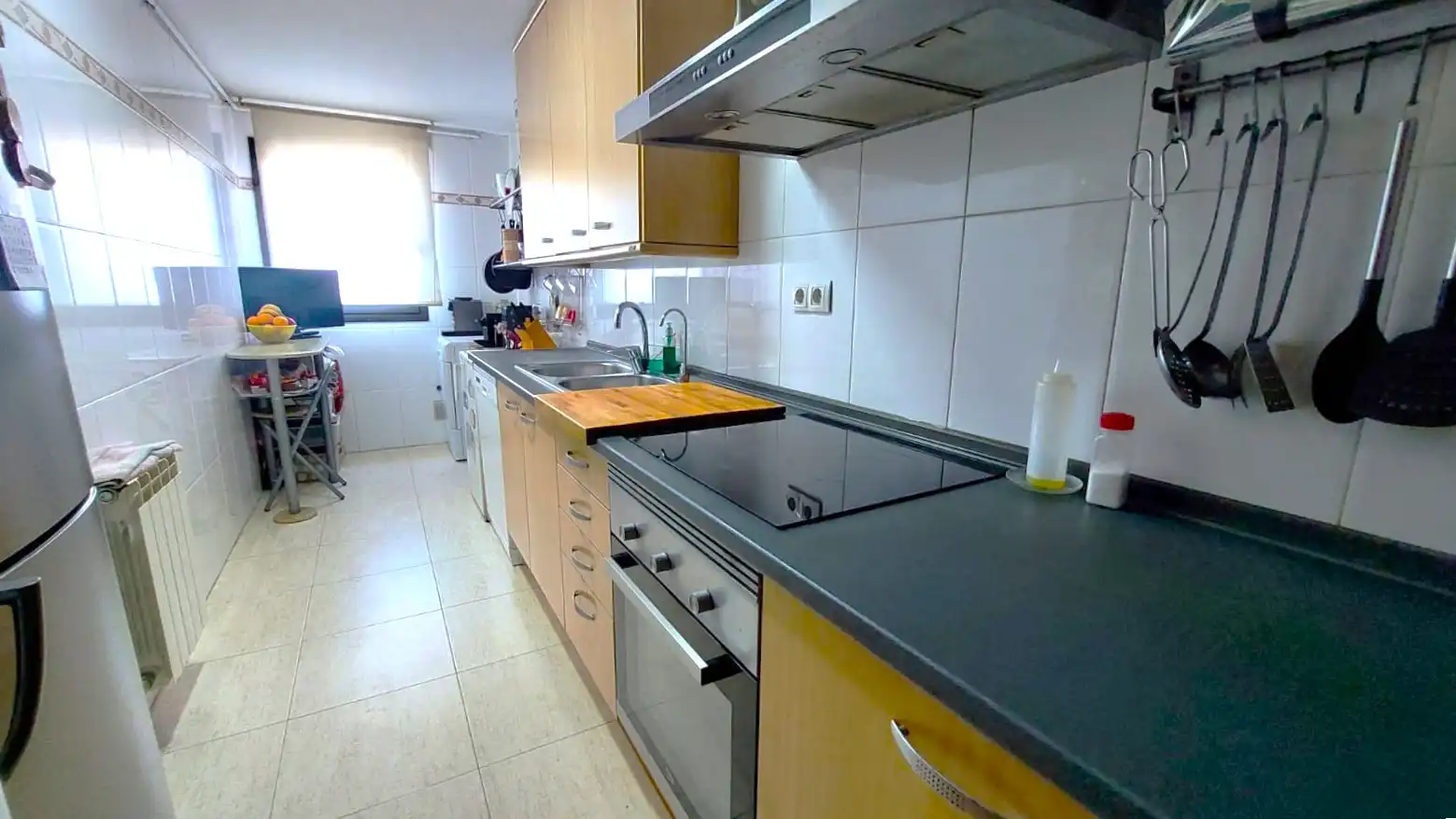 Cuina de Pis en venda en Terrassa amb Calefacció, Parquet i Terrassa