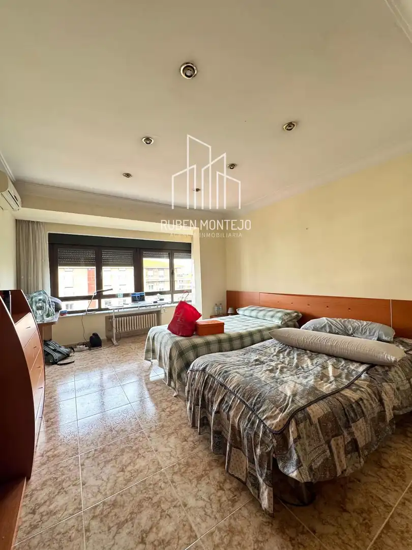 Flat for rent in Villamayor, Carmelitas