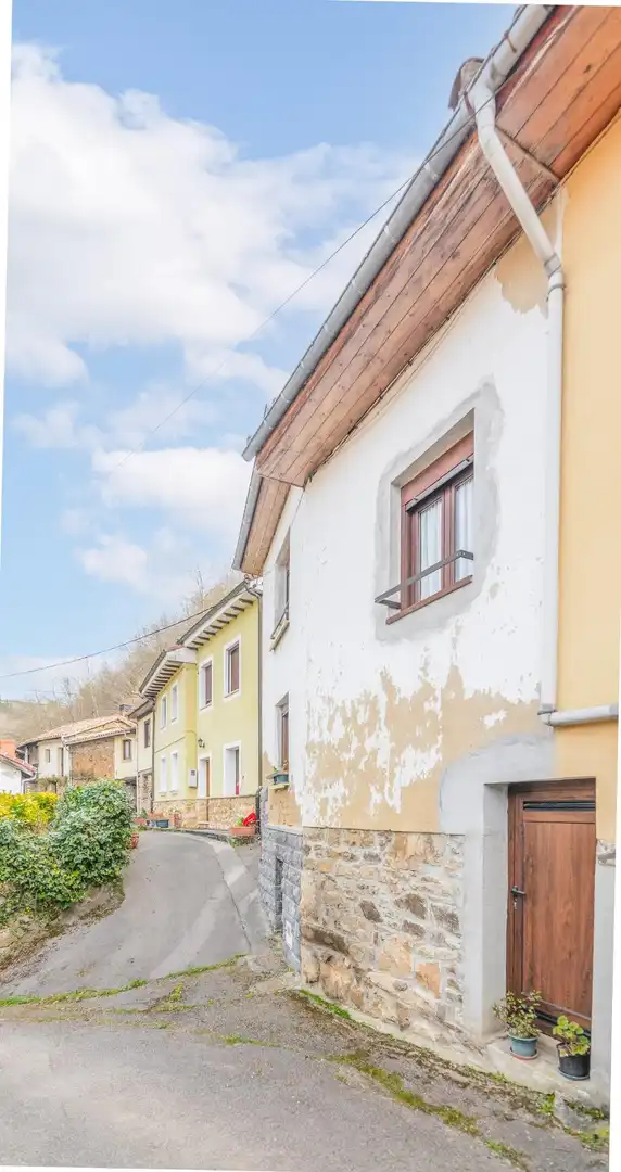 Casa o chalet en venta en Calle VALLINA,LA, 1, Aller