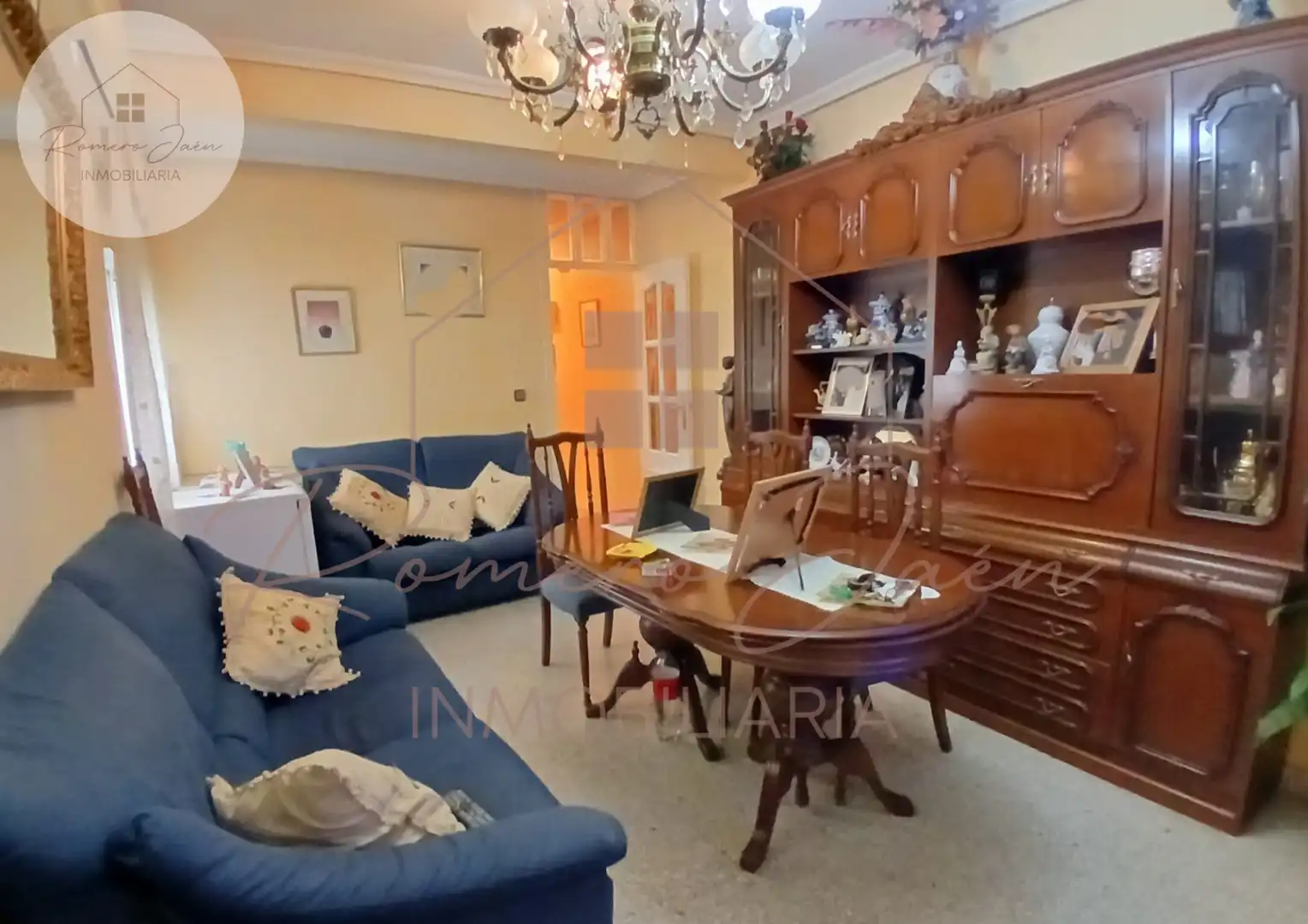 Living room of Flat for sale in Jaén  with Air Conditioner and Furnished