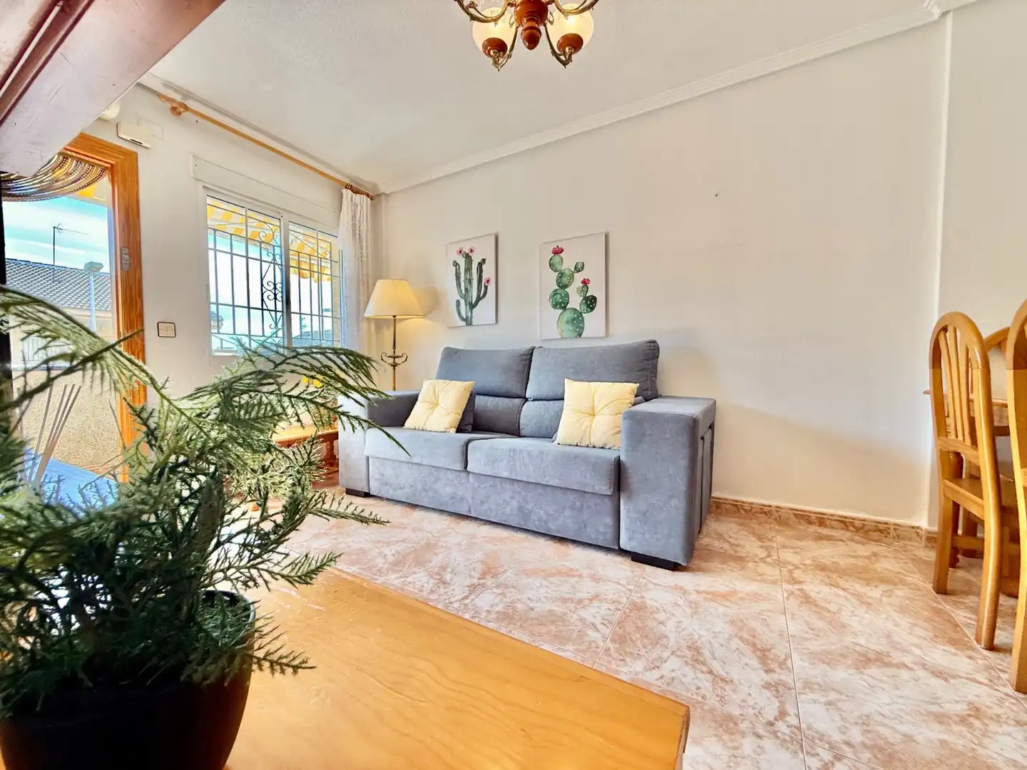Sala de estar de Casa o chalet en venta en San Pedro del Pinatar con Aire acondicionado, Jardín privado y Terraza
