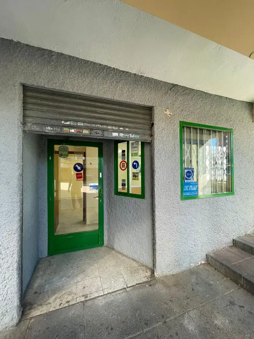 Local de alquiler en Fuenlabrada con Aire acondicionado