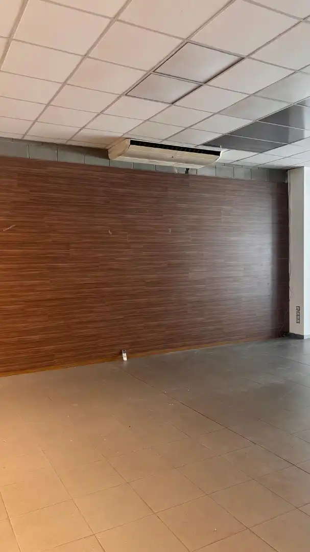 Industrial building with lift to rent in Avinguda del Maresme 64, imagen 29