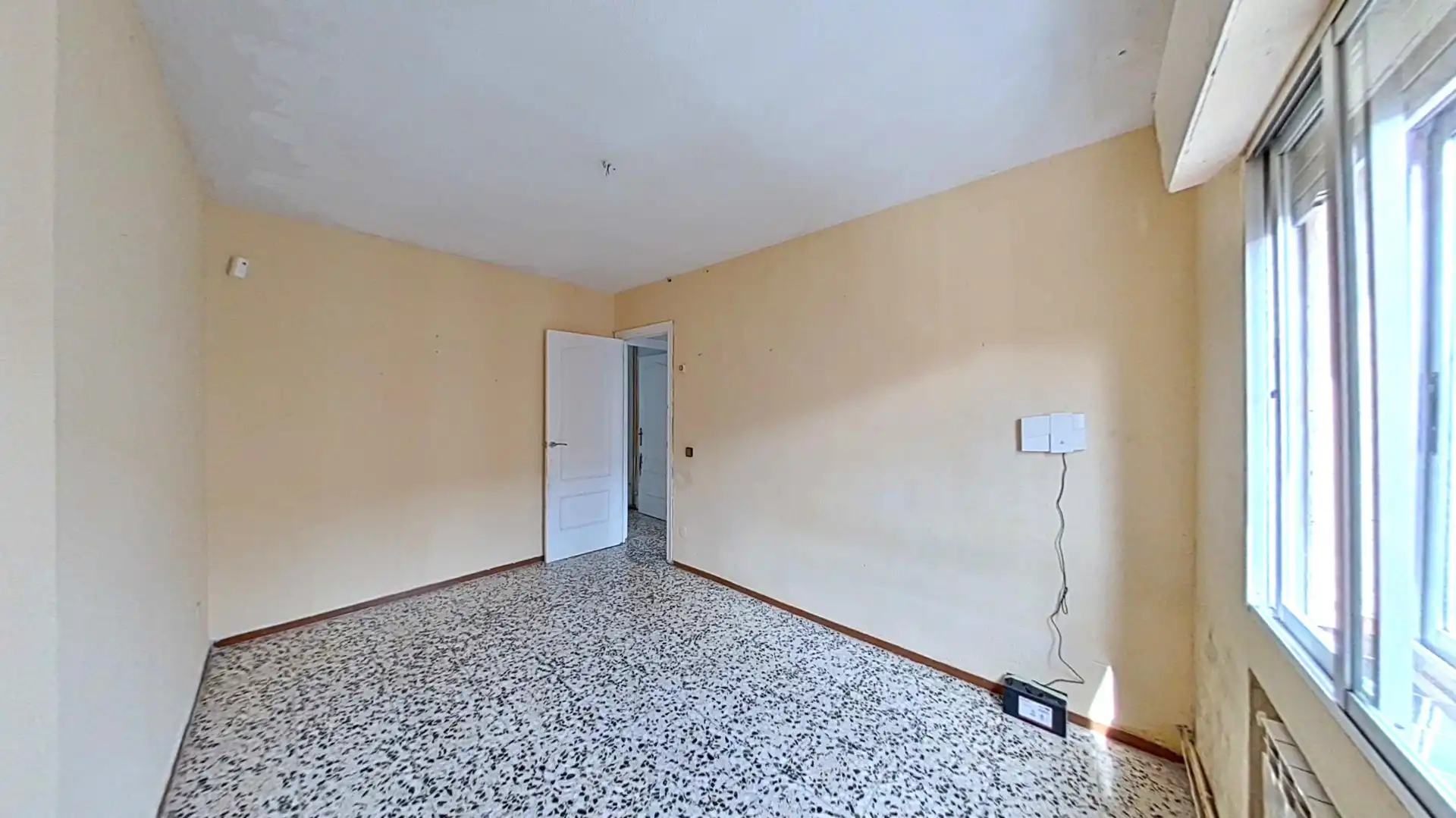 Dormitori de Apartament en venda en Parla
