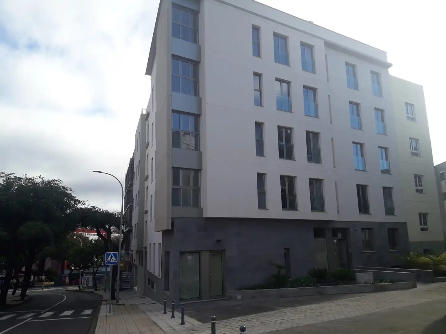 Außenansicht von Wohnung zur Miete in San Cristóbal de la Laguna mit Ofen und Waschmaschine