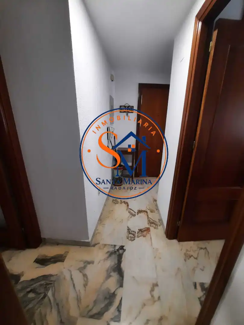 Apartamento de alquiler en Badajoz con Amueblado y Balcón