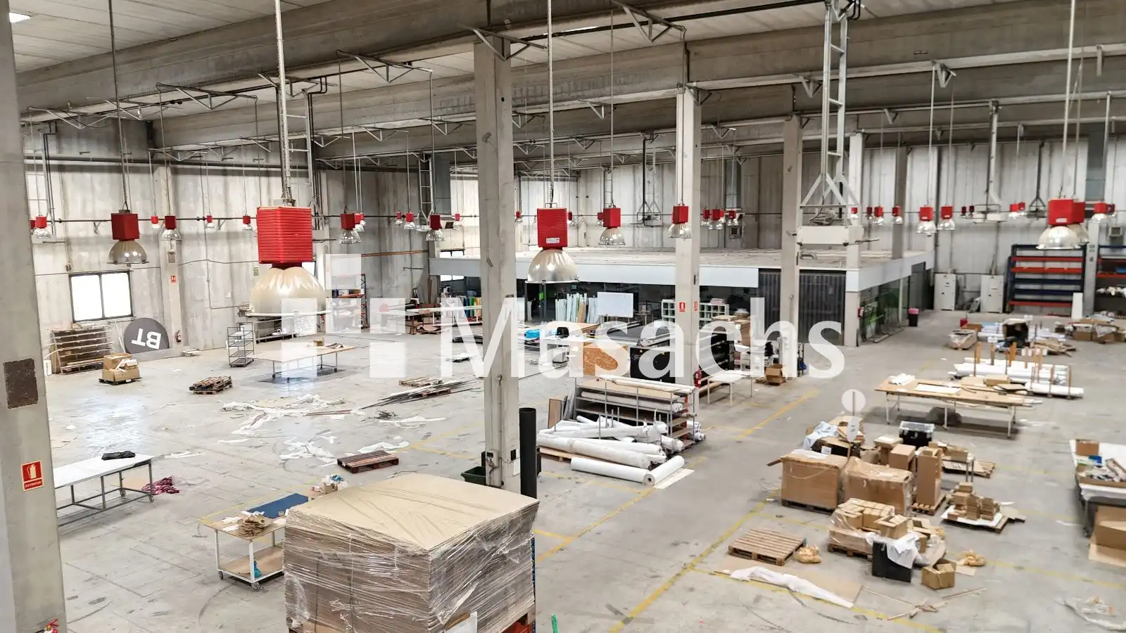 Nau industrial en venda en Manresa