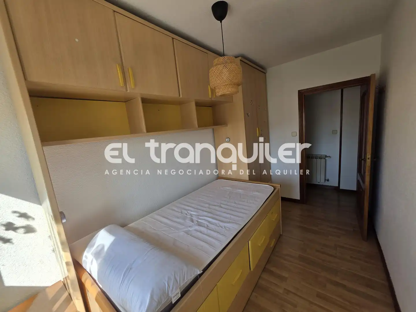 Bedroom of Flat for rent in Madrid  with Air Conditioner, Terrace and Furnished