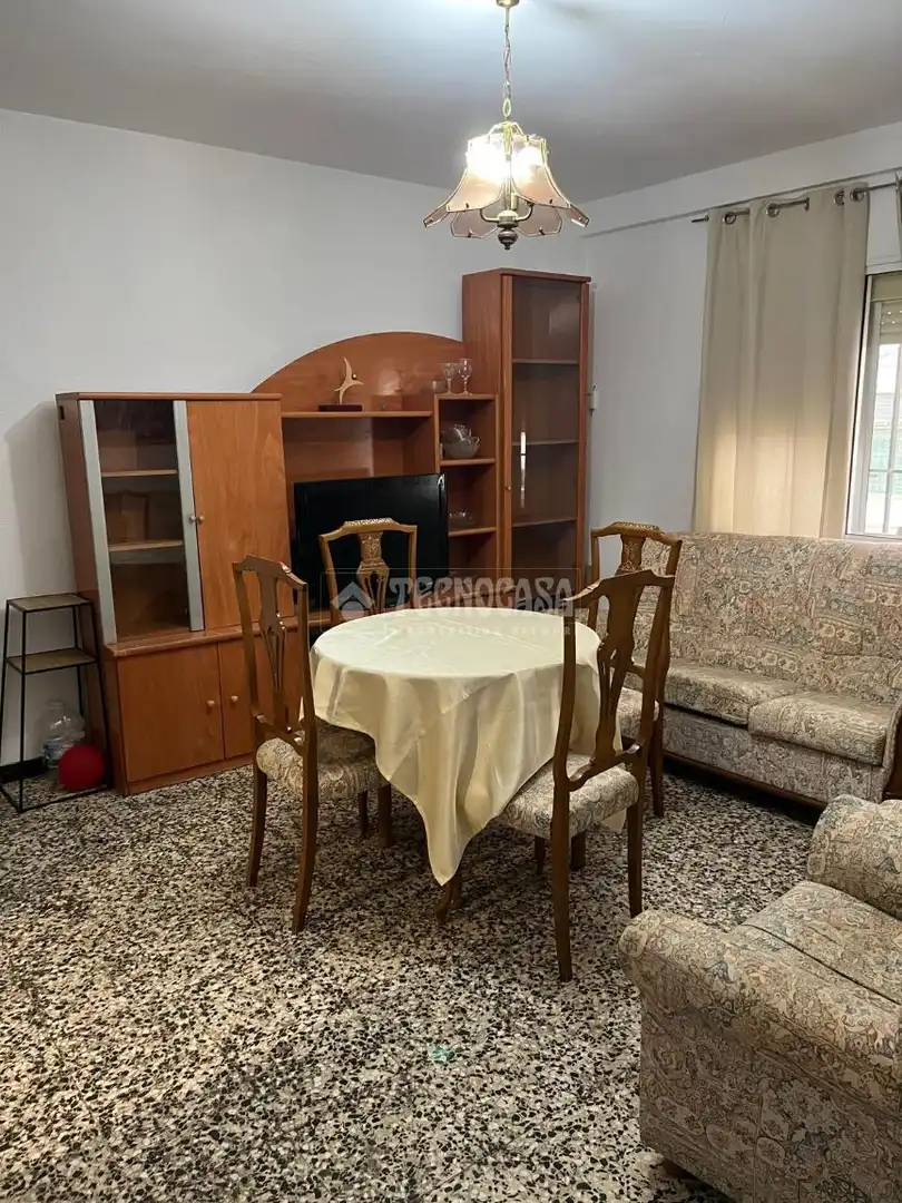 Dining room of Flat for sale in Sevilla