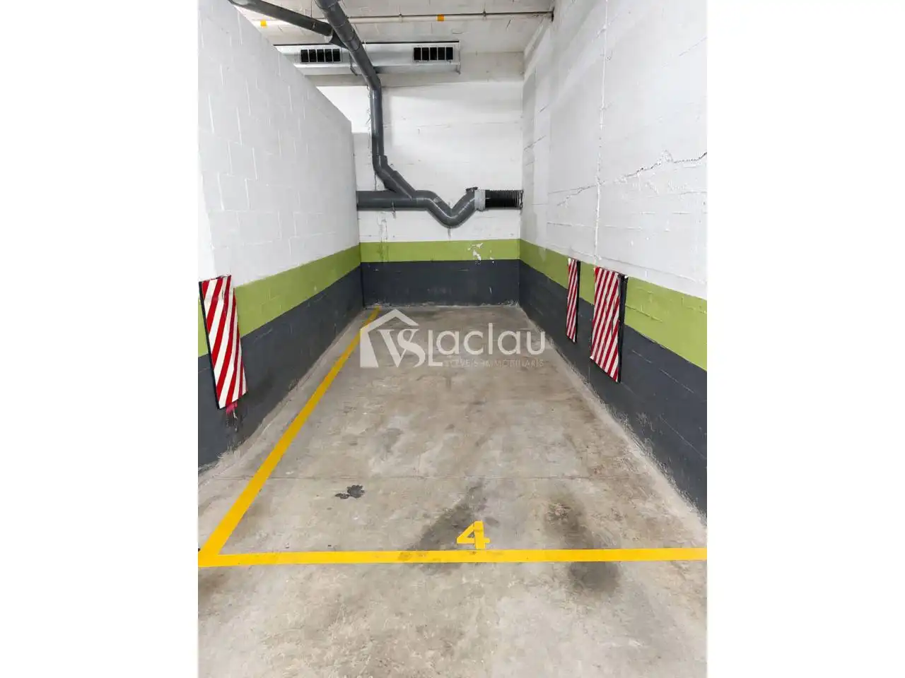 Parking de Dúplex en venta en Olesa de Montserrat, Barcelona