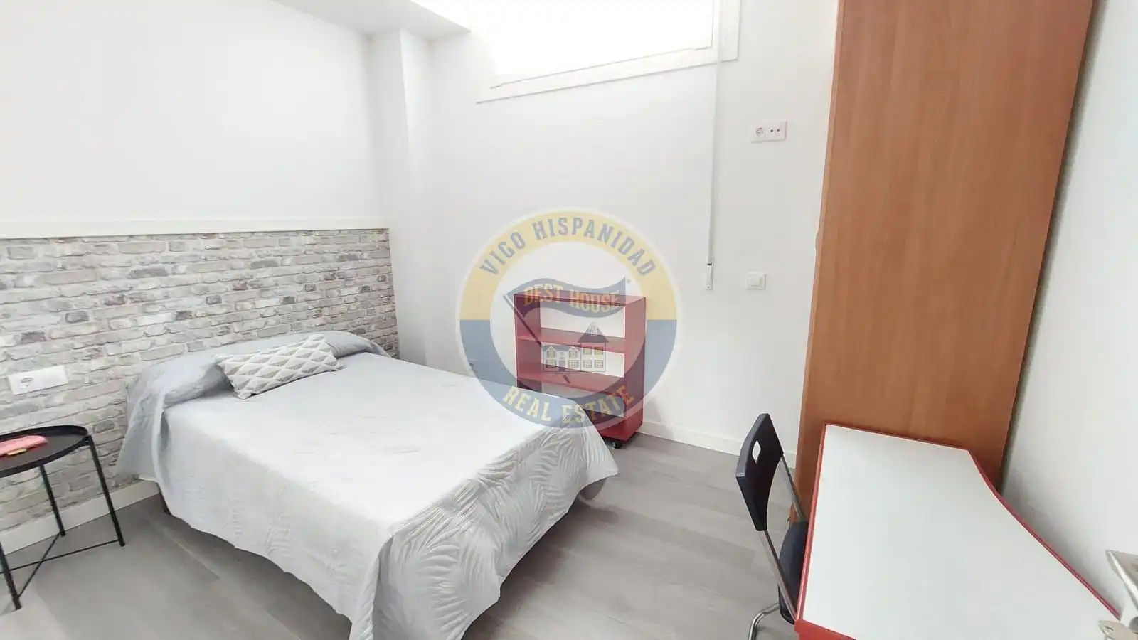 Schlafzimmer von Erdgeschoss zum Verkauf in Vigo 