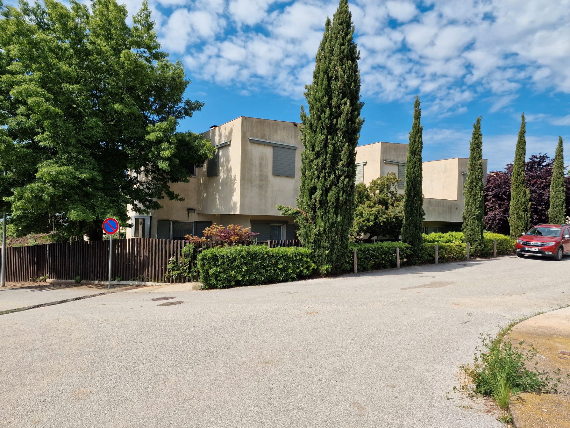 Vista exterior de Casa adosada en venda en Cànoves I Samalús amb Calefacció, Jardí privat i Traster