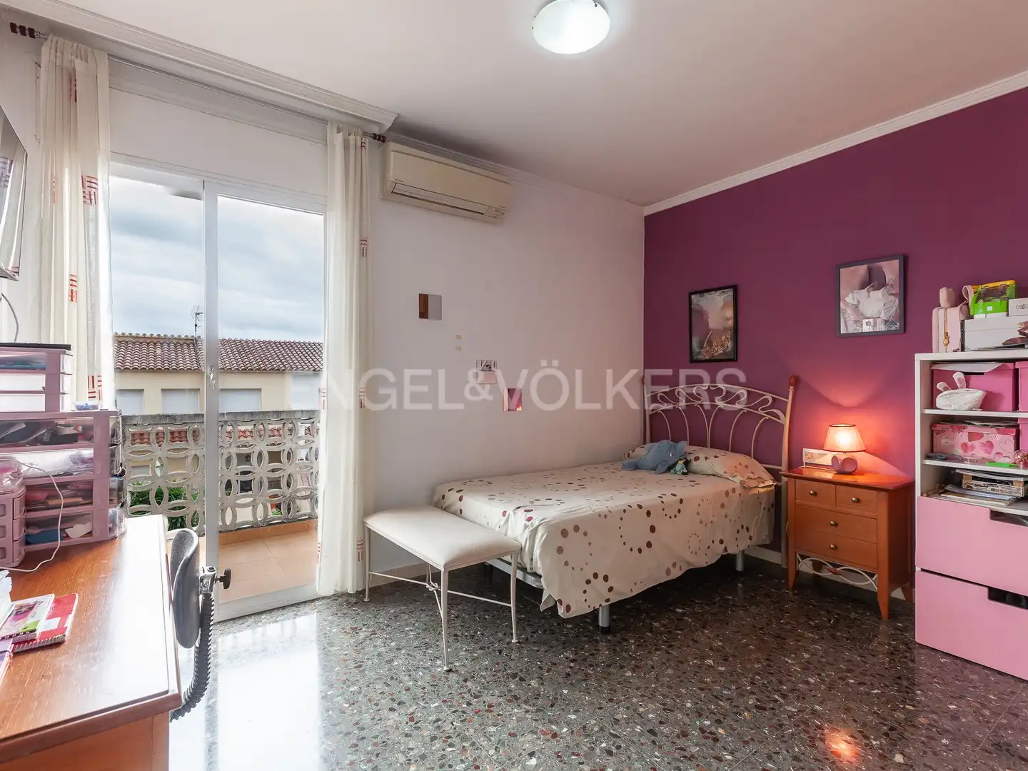 Habitación de Casa adosada en venta en Pineda de Mar con Aire acondicionado, Calefacción y Terraza