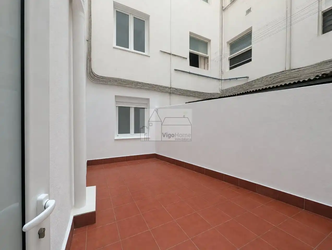 Terraza de Piso de alquiler en Vigo  con Calefacción, Terraza y Amueblado