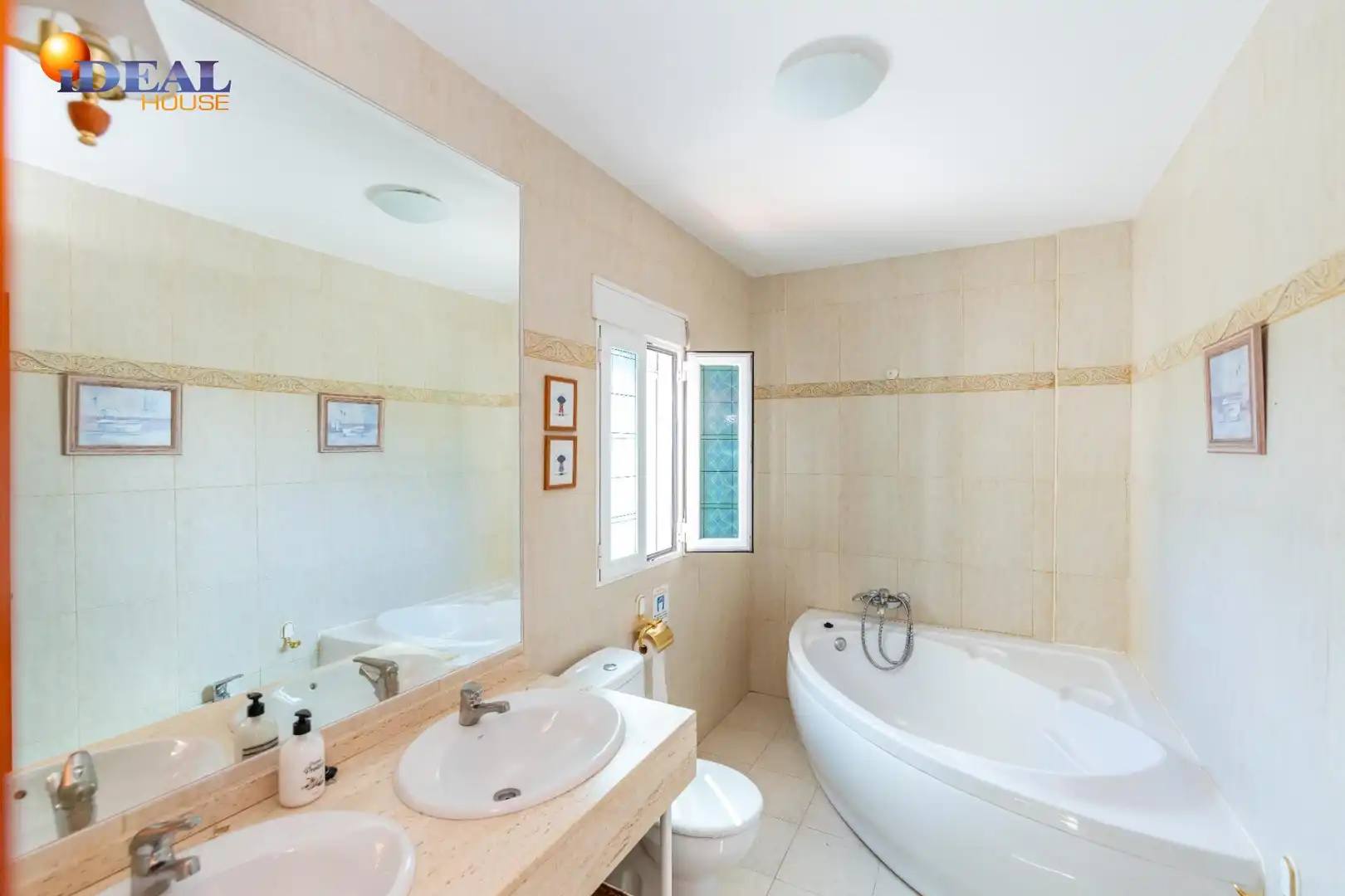 Villa mit Terrasse zum Verkauf in Barrio de la Vega, imagen 73