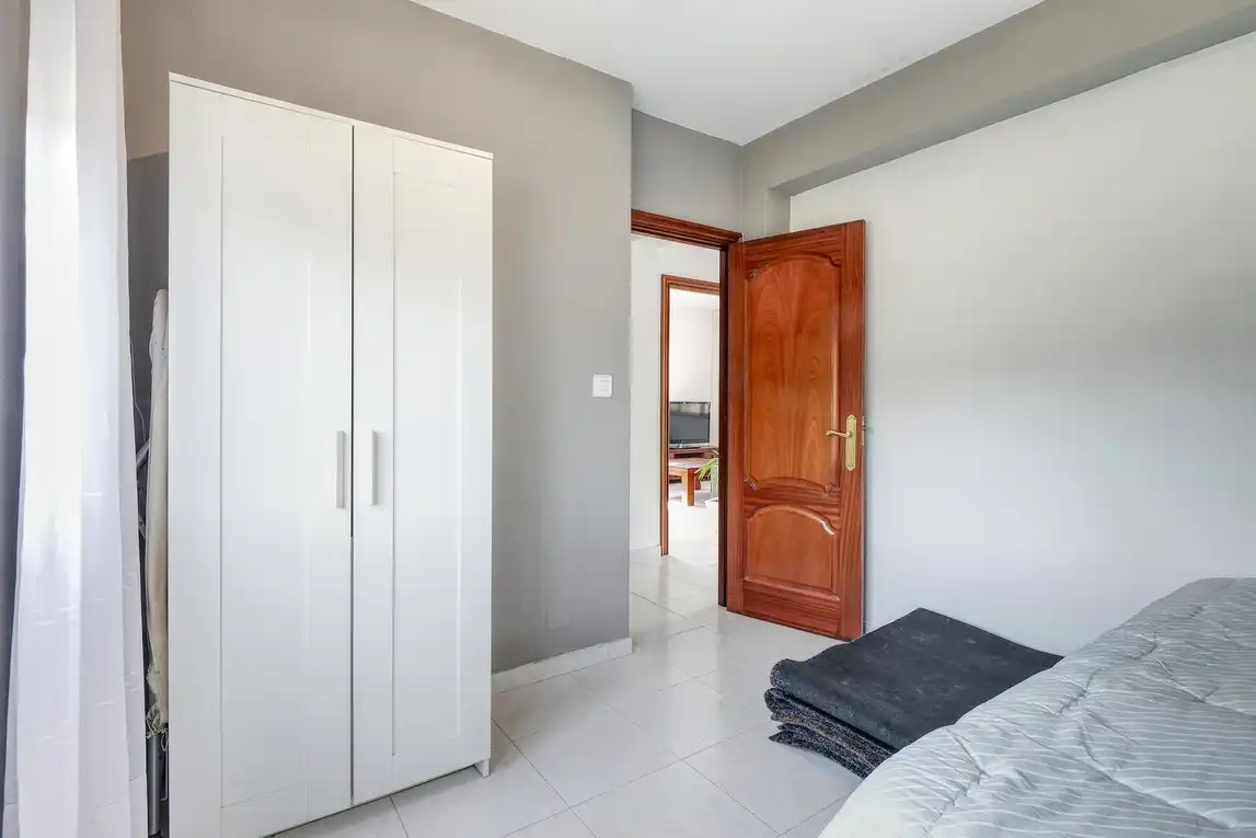 Habitación de Casa o chalet en venta en A Laracha   con Calefacción, Jardín privado y Trastero